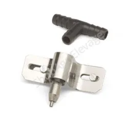 l'abreuvoir a pipette avec le raccord en T de 9 mm de diamètre, de la marque Clotseul et vu de face.