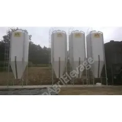 Silo polyester monocoque blanc pour le stockage des aliments du bétail