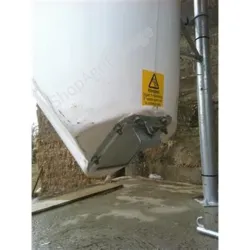 Boîtard de reprise modèle C9 à 50° installé sur un silo, vu de profil.