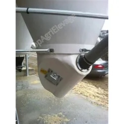 Boîtard de reprise modèle C9 à 50° installé sur un silo, vu de face.