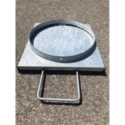 Trappe de diamètre de 440mm en acier galvanisé, vu de dessus.