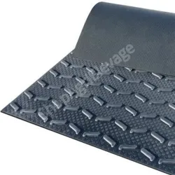Tapis spécial fortes pentes : BELMONDO STEP - Equitation