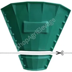 Le râtelier d'angle en résine verte, vu de face et montrant qu'il est ajustable, de la marque La Gée.